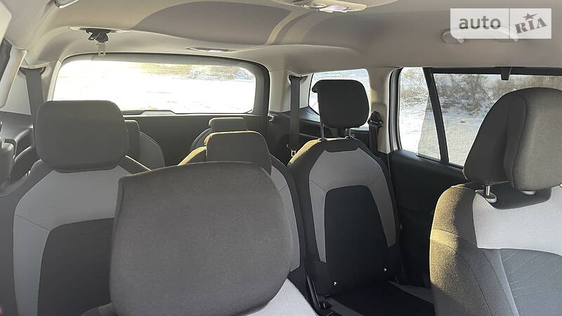 Citroen Grand C4 Picasso INTENSIVE